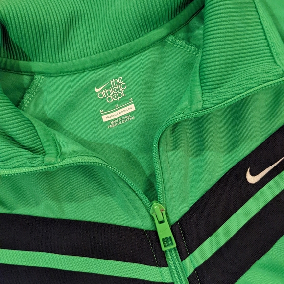Ladies Nike Zip Up shirt - Picture 2 of 3